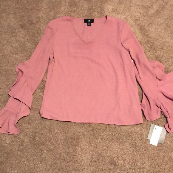 Top - Picture 2 of 4